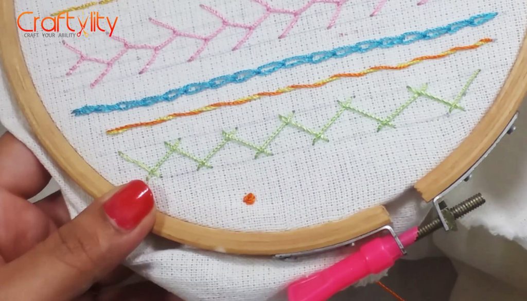 French Knot 04