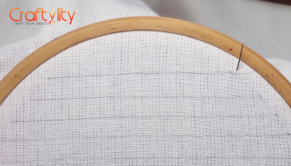 10 Basic Hand Embroidery Stitches for Beginners (2026) - Craftylity
