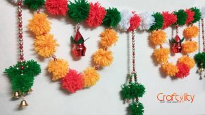 Woolen pom pom