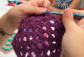 What is the most commonly used crochet hook size?