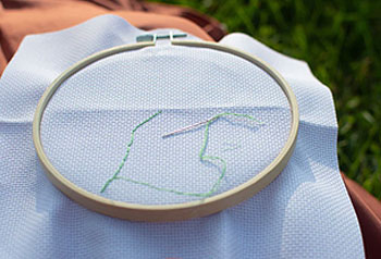 selecting embroidery hoops