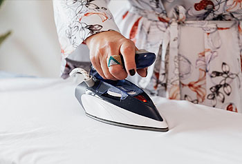 hand embroidery tips - avoid-creases